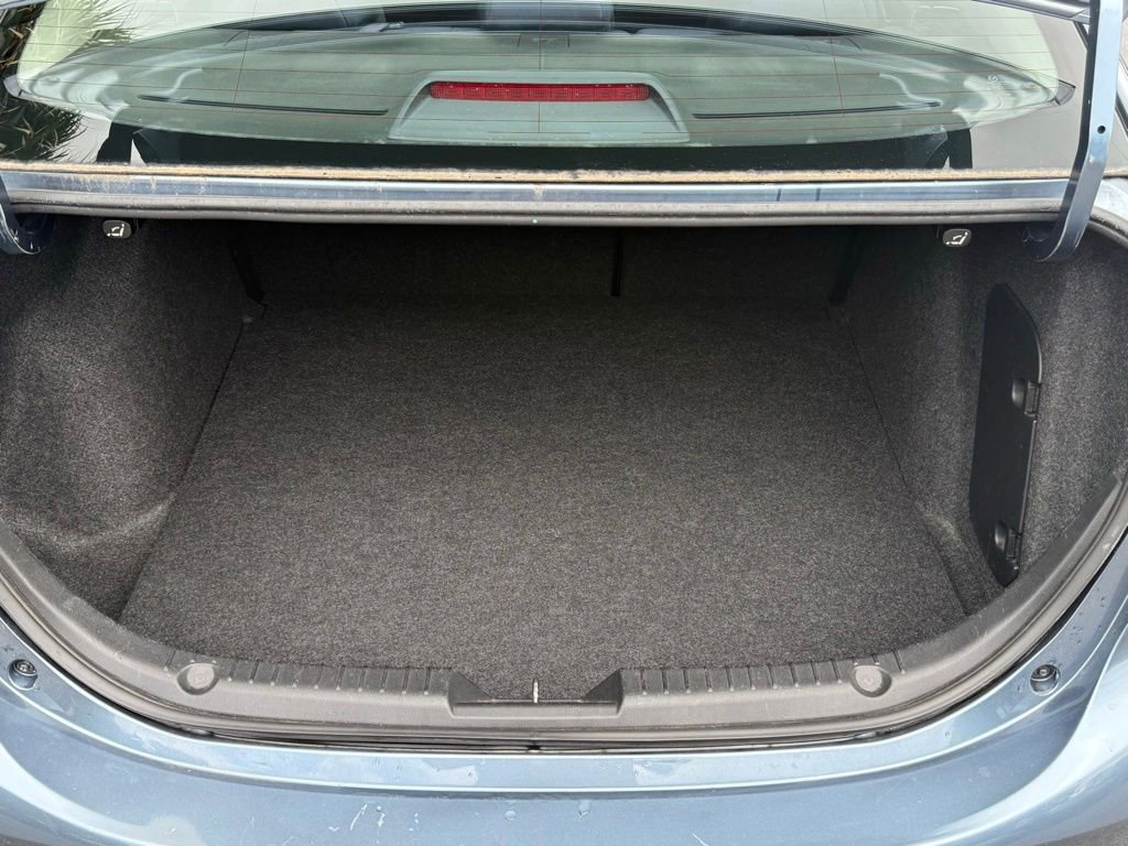 Used 2014 MAZDA MAZDA3 i Touring FWD image 31