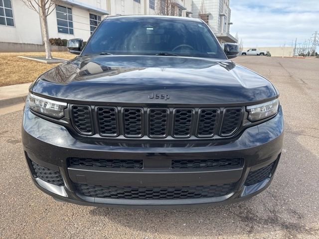 Used 2023 Jeep Grand Cherokee L Laredo image 2