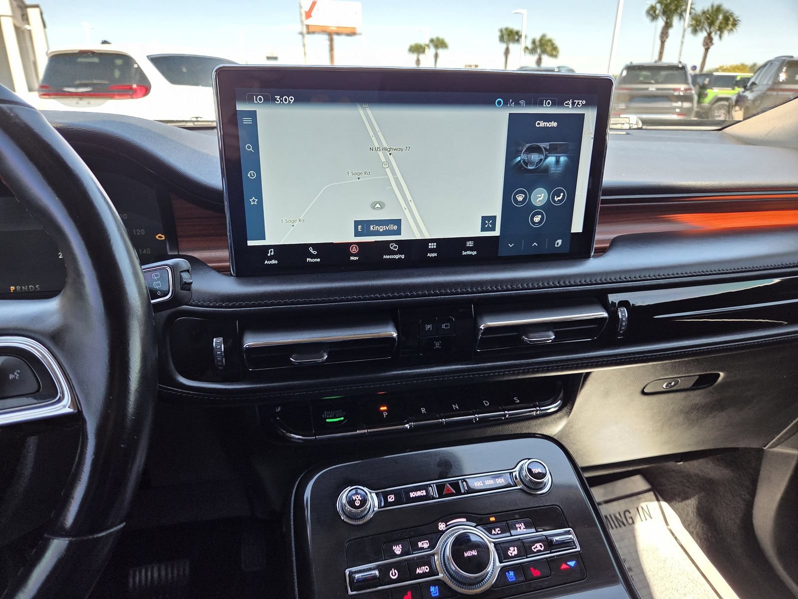 Used 2022 Lincoln Nautilus Reserve AWD/4WD image 41
