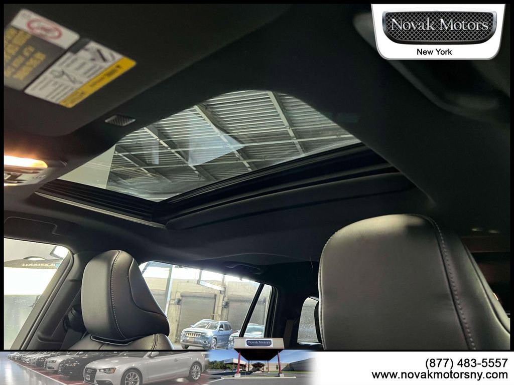 Used 2022 Toyota Highlander XSE image 22