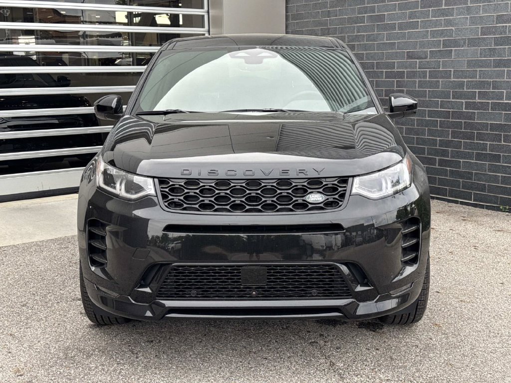 New 2026 Land Rover Discovery Sport Landmark AWD/4WD image 2
