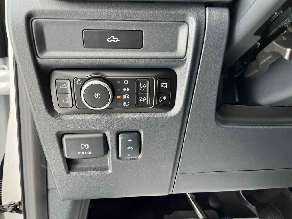 New 2026 Ford F150 Lariat w/ Equipment Group 501A Mid AWD/4WD image 32