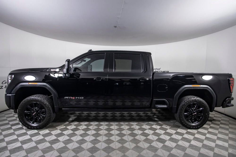 Used 2024 GMC Sierra 2500 AT4 w/ AT4 Premium Plus Package AWD/4WD image 5