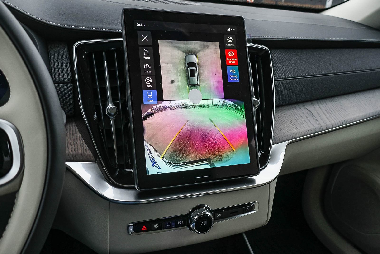 New 2026 Volvo XC90 T8 Ultra w/ Protection Package Premier image 35