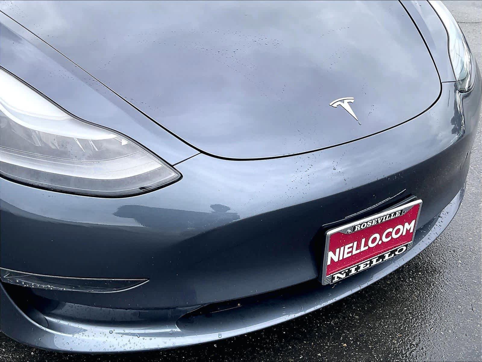 Used 2023 Tesla Model 3 Standard Range image 28