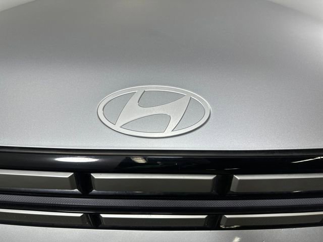 Used 2024 Hyundai Santa Fe SE image 9