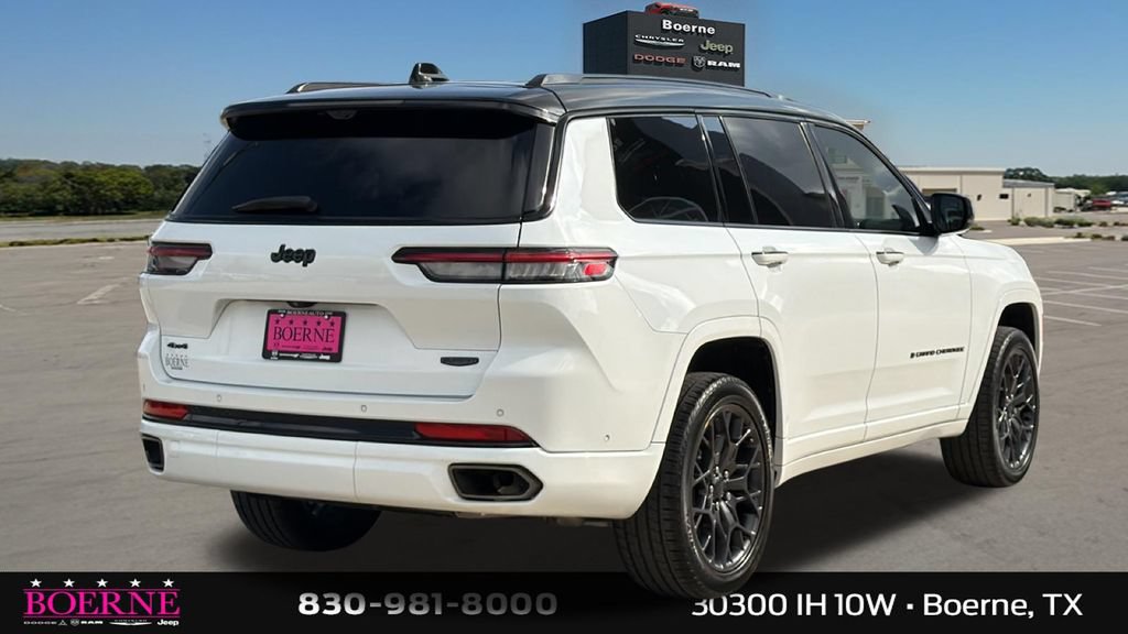 Used 2025 Jeep Grand Cherokee L Summit AWD/4WD image 3