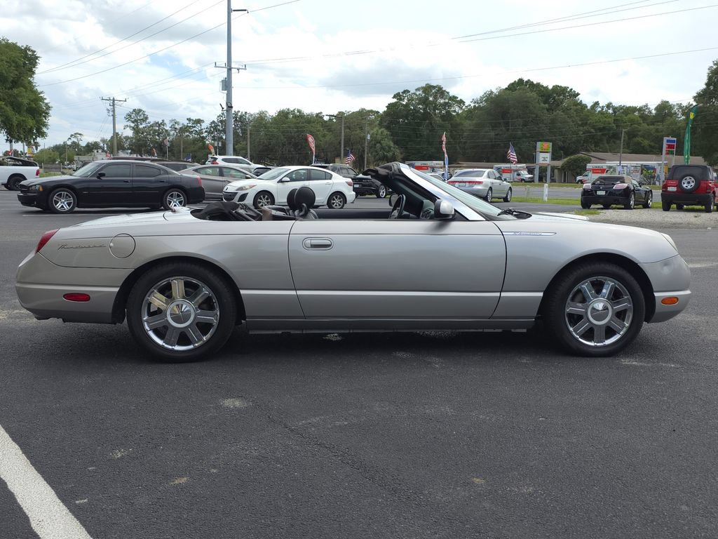 Used 2005 Ford Thunderbird RWD image 5