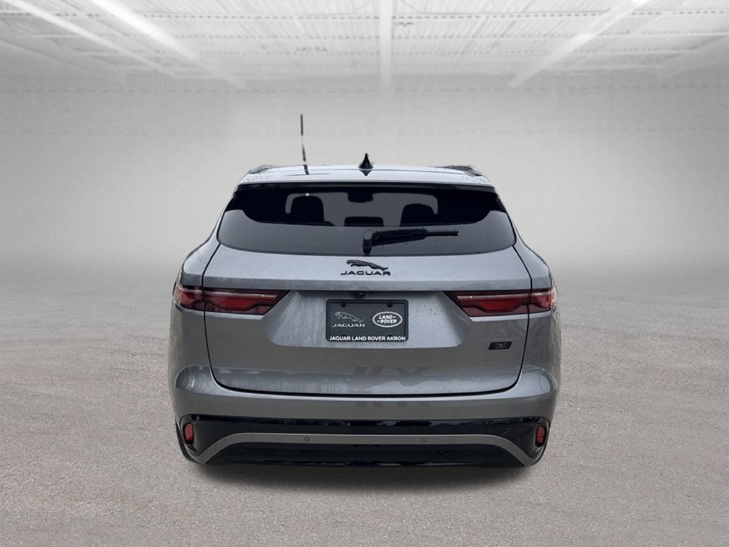 Certified 2026 Jaguar F-PACE R-Dynamic S AWD/4WD image 8