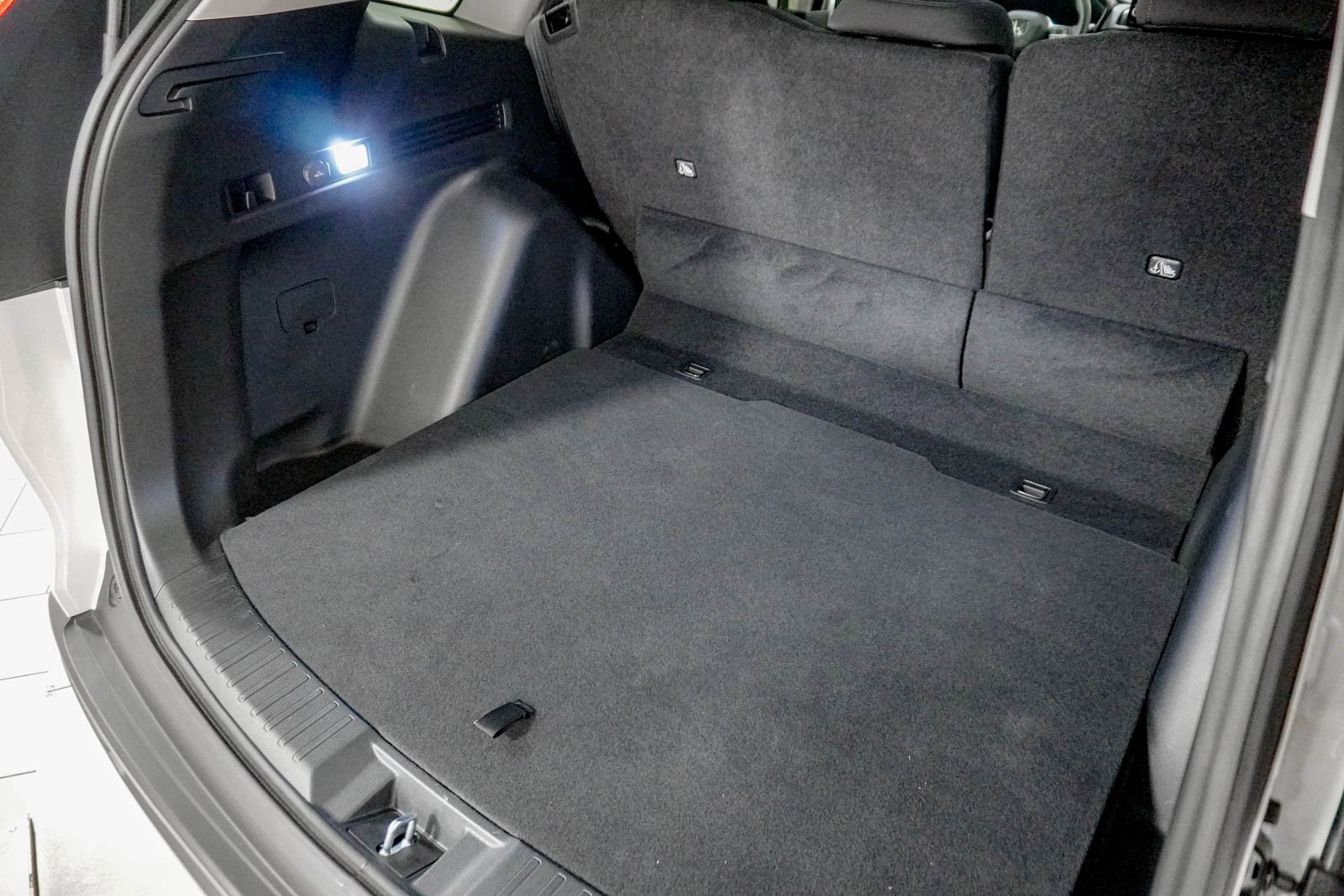 Certified 2025 Honda CR-V EX image 9