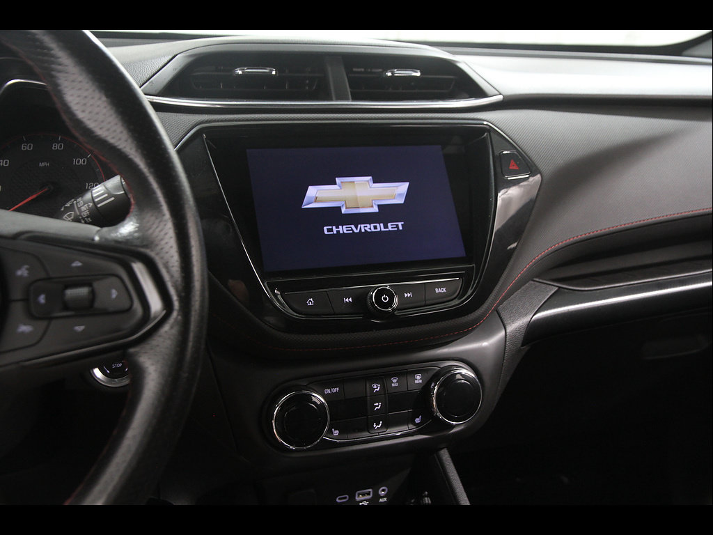Used 2021 Chevrolet TrailBlazer RS w/ Convenience Package FWD image 9