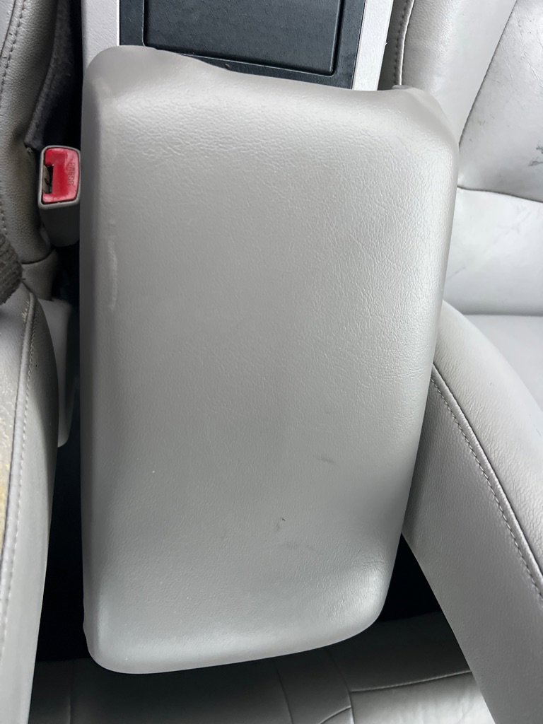 Used 2013 Toyota Camry LE image 25