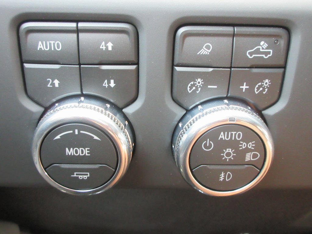 New 2026 GMC Sierra 2500 AT4 w/ AT4 Premium Plus Package image 18