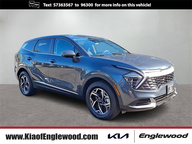 Certified 2025 Kia Sportage LX image 1