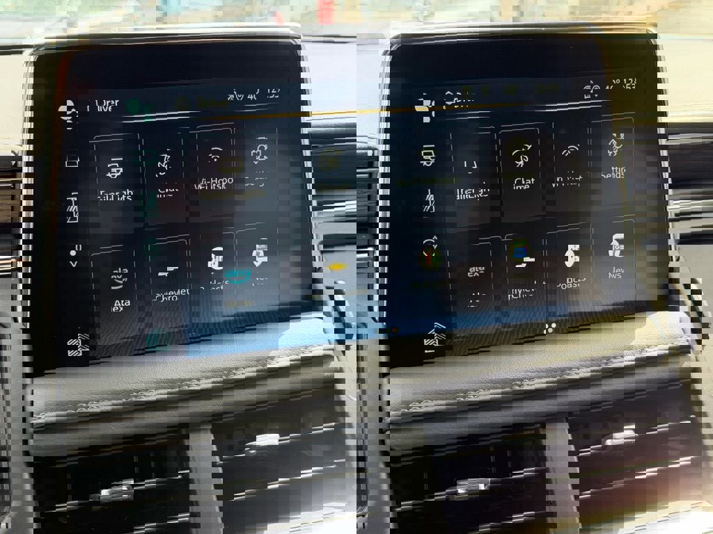 Used 2024 Chevrolet Tahoe LT image 40