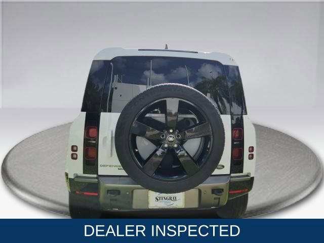 Used 2022 Land Rover Defender 110 X-Dynamic HSE image 12