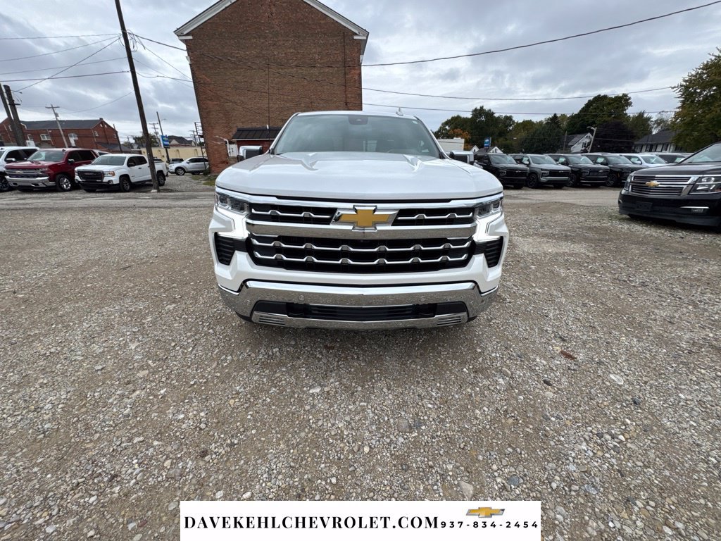 Used 2022 Chevrolet Silverado 1500 LTZ w/ LTZ Premium Package AWD/4WD image 10