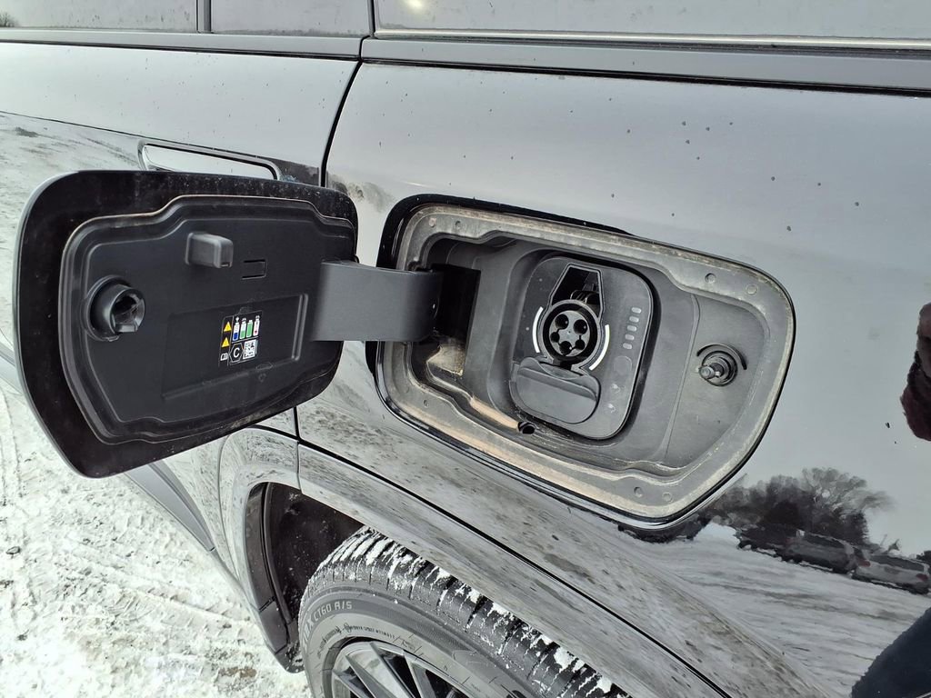 Used 2024 Jeep Wagoneer Launch Edition image 37