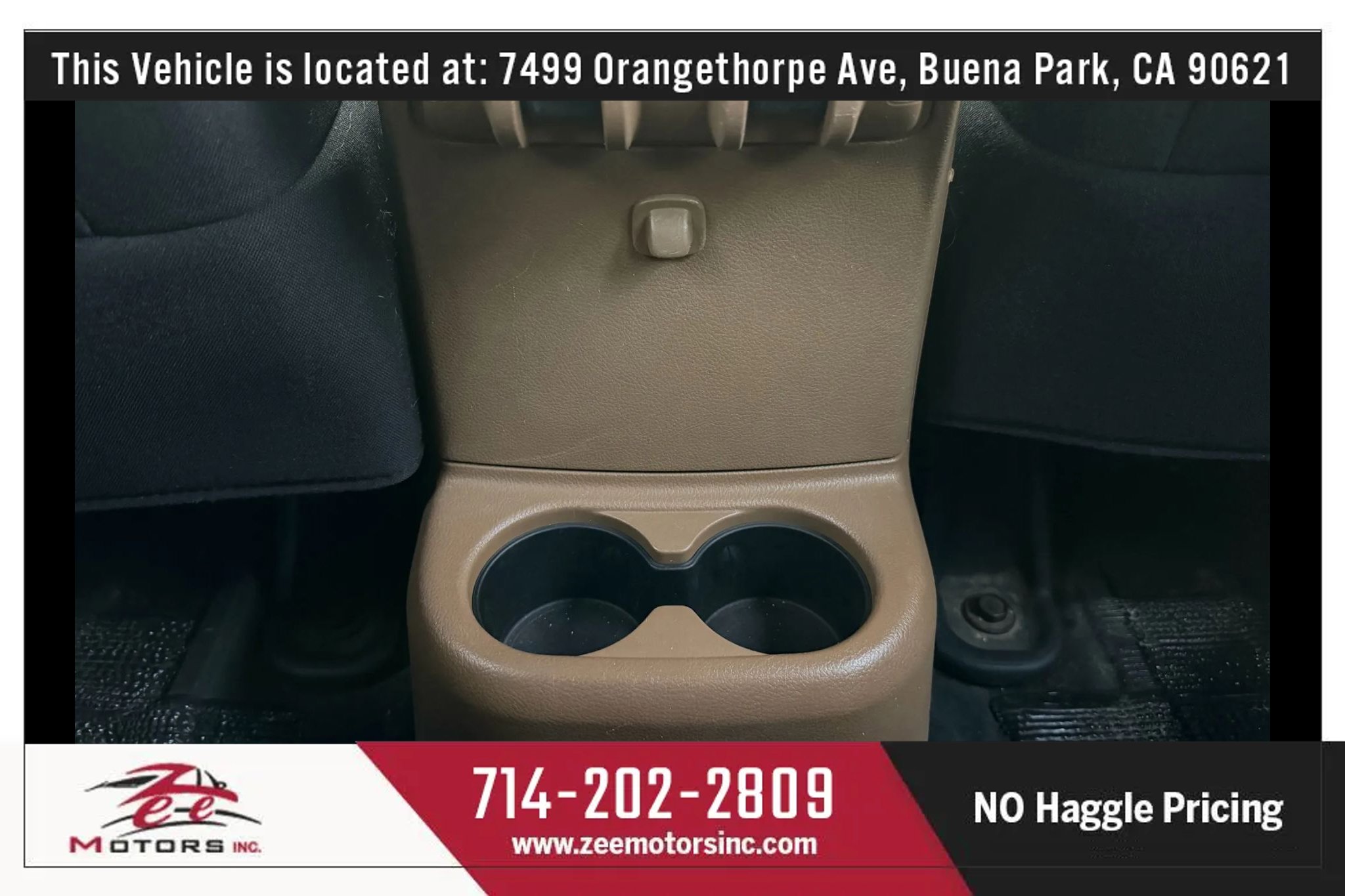 Used 2013 Jeep Wrangler Unlimited Sahara w/ Connectivity Group image 35