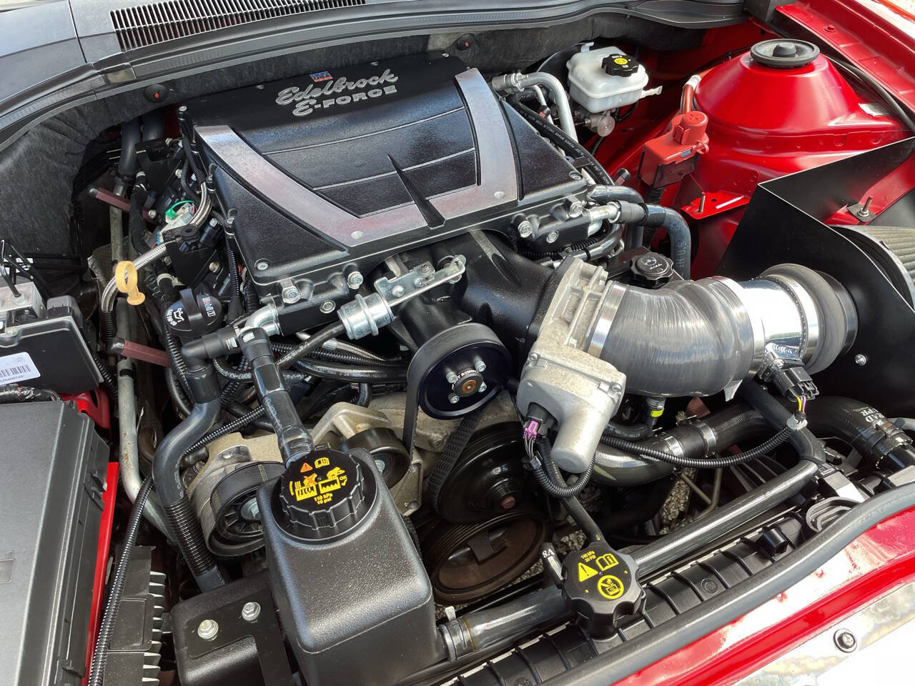 Used 2010 Chevrolet Camaro SS w/ LPO, Ground Effects Package RWD image 32