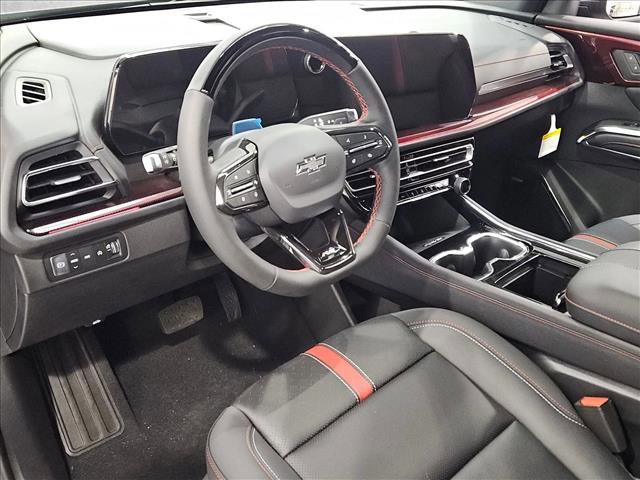 New 2026 Chevrolet Traverse RS image 3