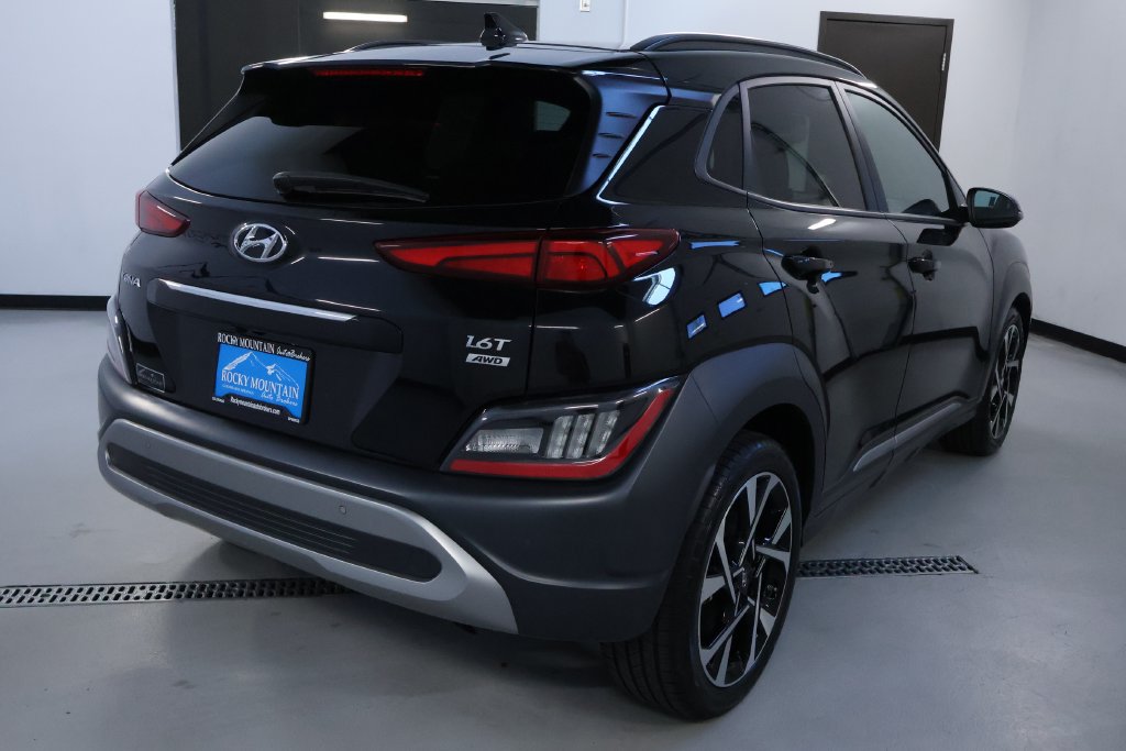 Used 2023 Hyundai Kona Limited AWD/4WD image 8
