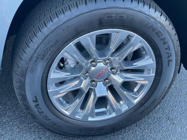 New 2026 GMC Yukon XL Denali w/ Advanced Technology Package image 31