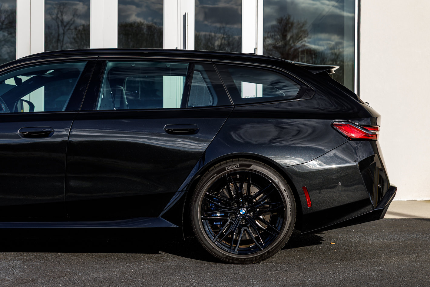 Used 2026 BMW M5 Touring image 8