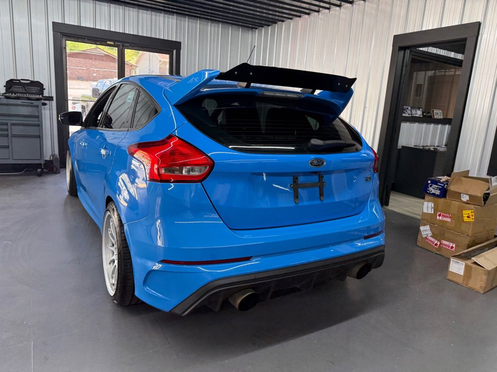 Used 2017 Ford Focus RS AWD/4WD image 14