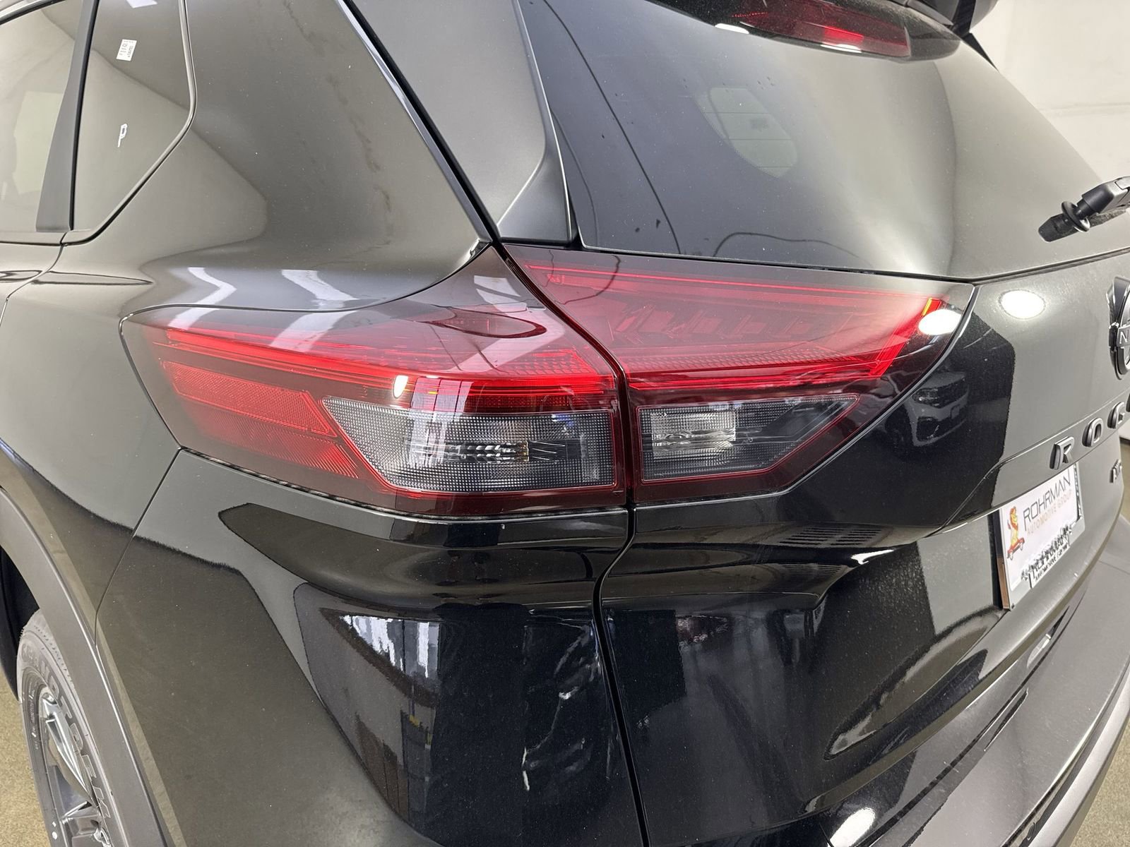 New 2026 Nissan Rogue SV w/ SV Premium Package image 31