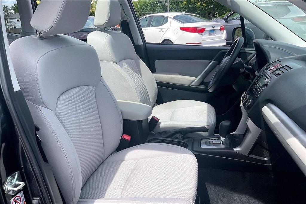 Used 2014 Subaru Forester 2.5i Premium w/ All-Weather Package AWD/4WD image 7