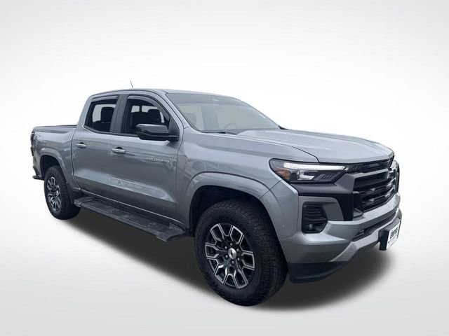 Used 2024 Chevrolet Colorado Z71 w/ Z71 Convenience Package 2 image 8