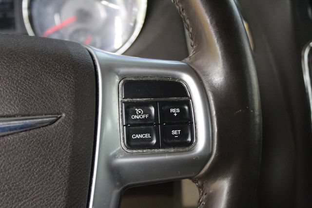 Used 2011 Chrysler Town & Country Touring w/ Security Group FWD image 20