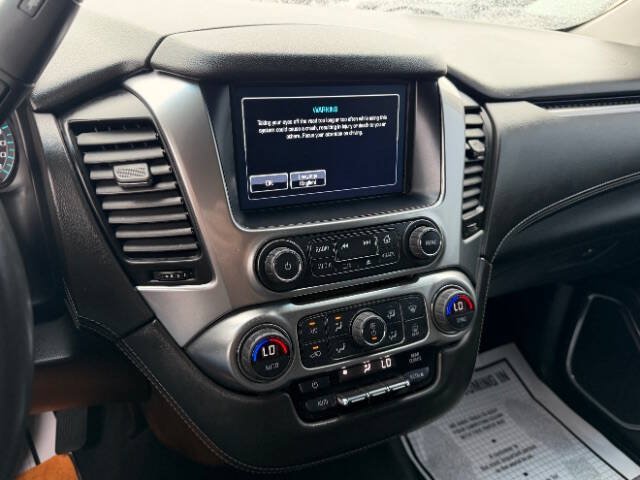 Used 2020 Chevrolet Tahoe LS w/ Max Trailering Package AWD/4WD image 17