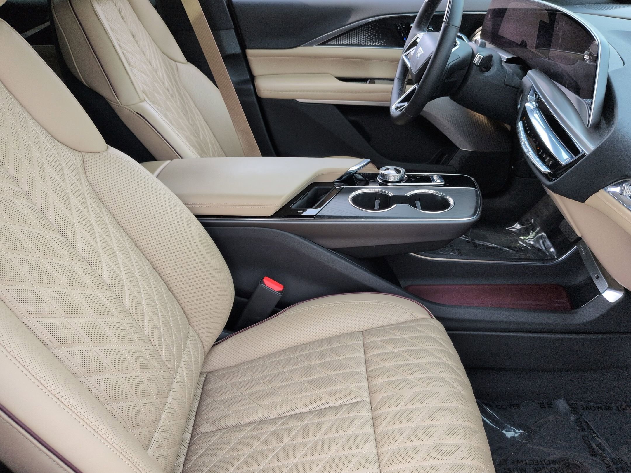 Used 2024 Cadillac Lyriq Sport w/ Nappa Leather Package image 34