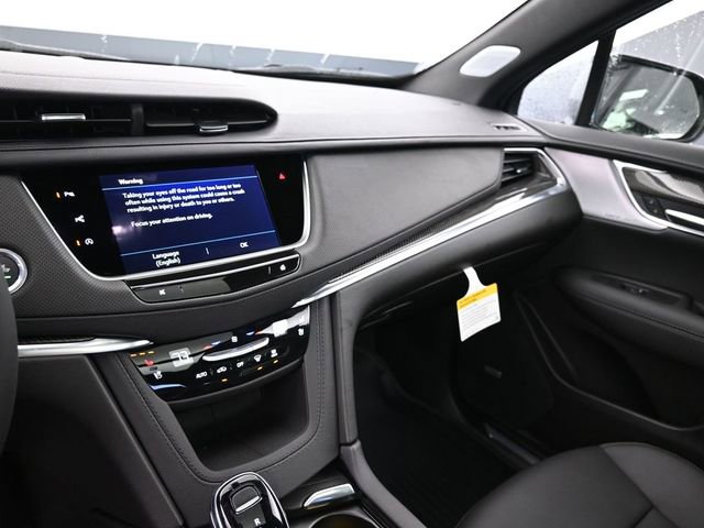 New 2026 Cadillac XT5 Sportv w/ LPO, Onyx Lite Package image 17
