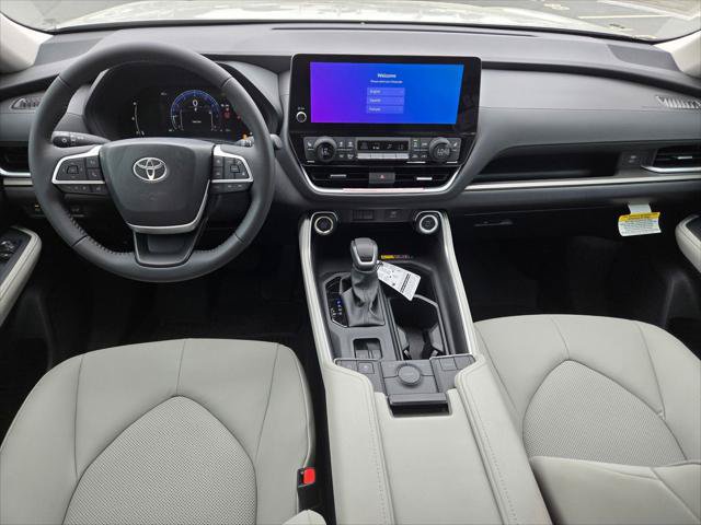 Certified 2026 Toyota Grand Highlander FWD image 14