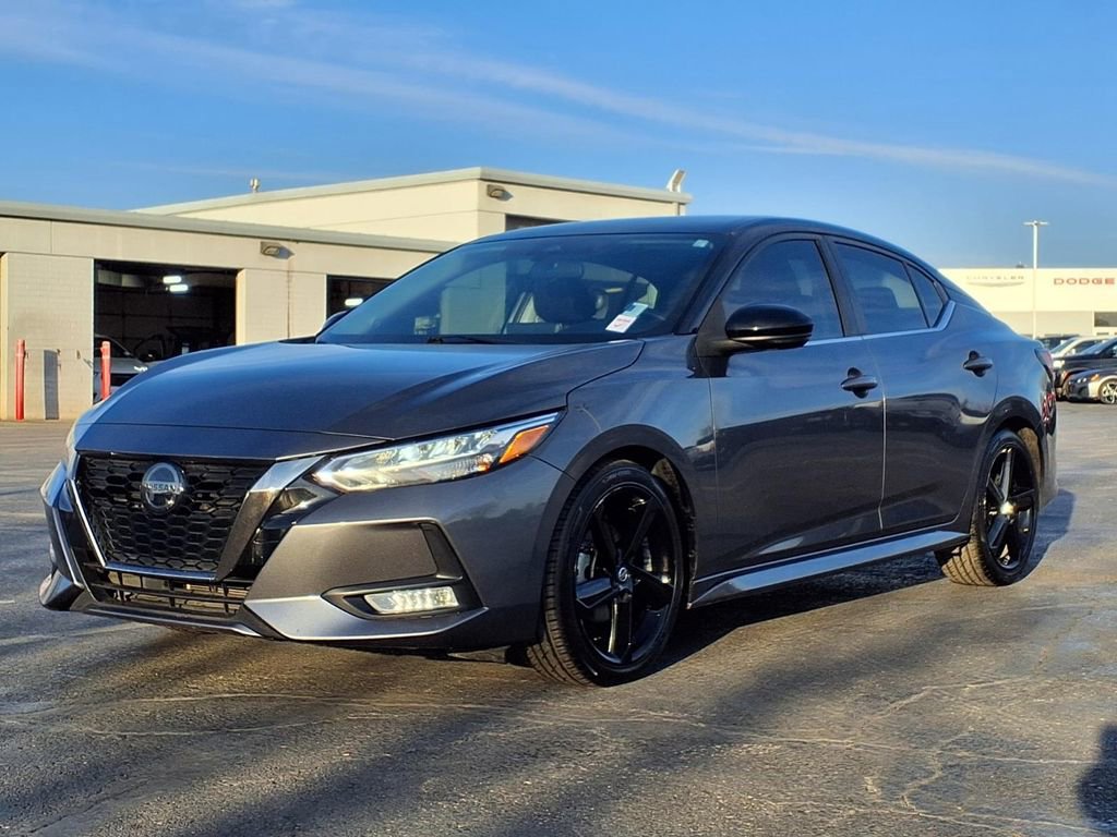 Used 2021 Nissan Sentra SR image 2