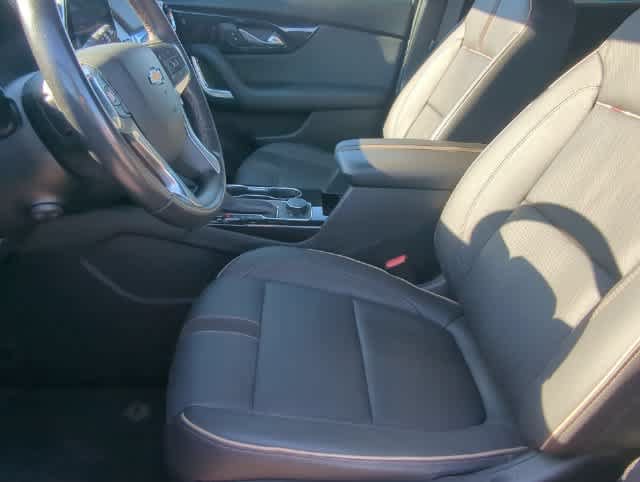 Used 2020 Chevrolet Blazer Premier w/ Driver Confidence II Package FWD image 16