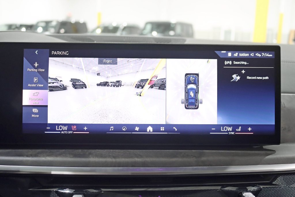 Used 2026 BMW X7 xDrive40i w/ M Sport Package AWD/4WD image 20