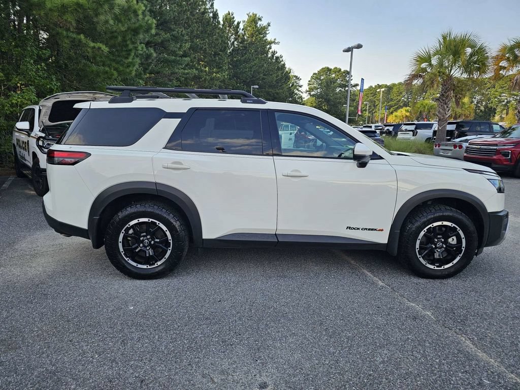 Used 2024 Nissan Pathfinder Rock Creek AWD/4WD video 3