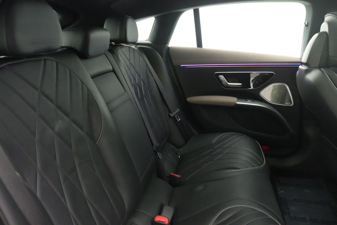 Certified 2023 Mercedes-Benz EQS 580 4MATIC Sedan image 32