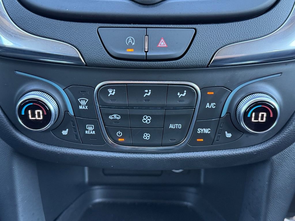 Used 2023 Chevrolet Equinox LT FWD image 16