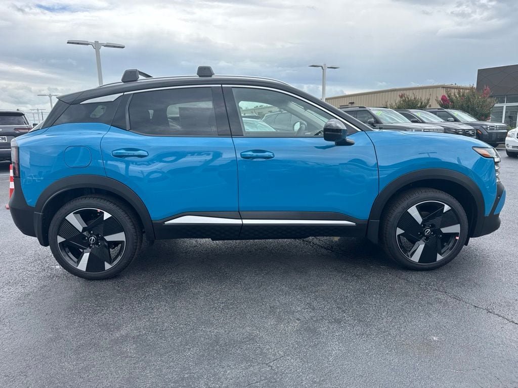 New 2026 Nissan Kicks SR w/ Cold Weather Package AWD/4WD image 6