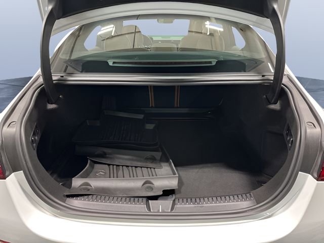 Used 2026 Mercedes-Benz E 450 4MATIC Sedan image 11