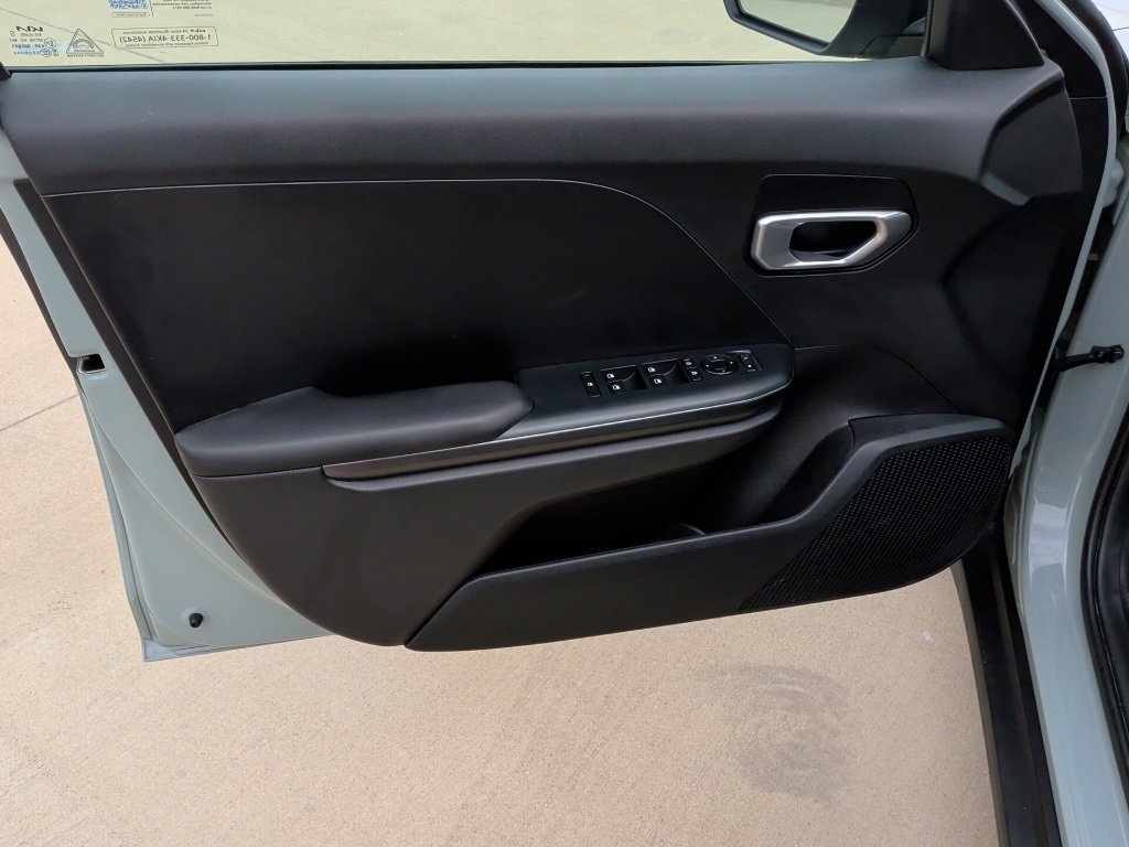 Used 2026 Kia K4 FWD image 10
