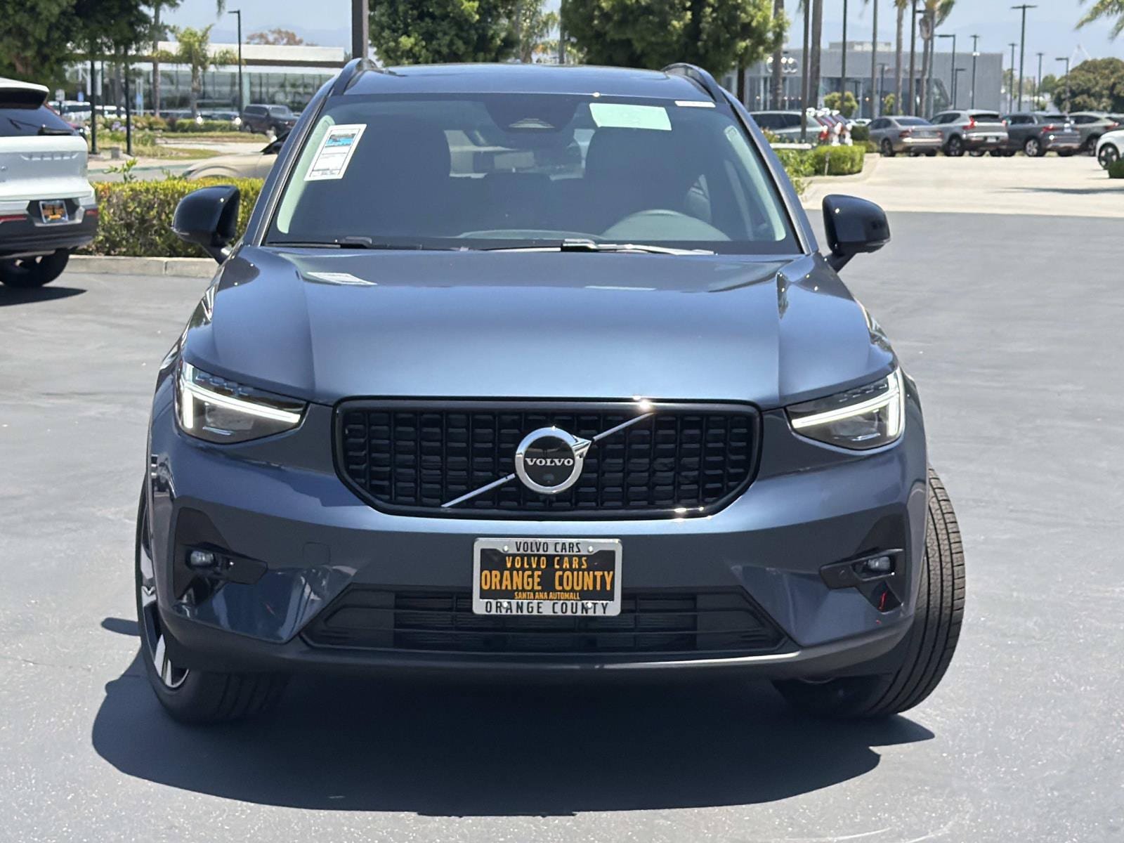 New 2026 Volvo XC40 B5 Ultra w/ Climate Package AWD/4WD image 2