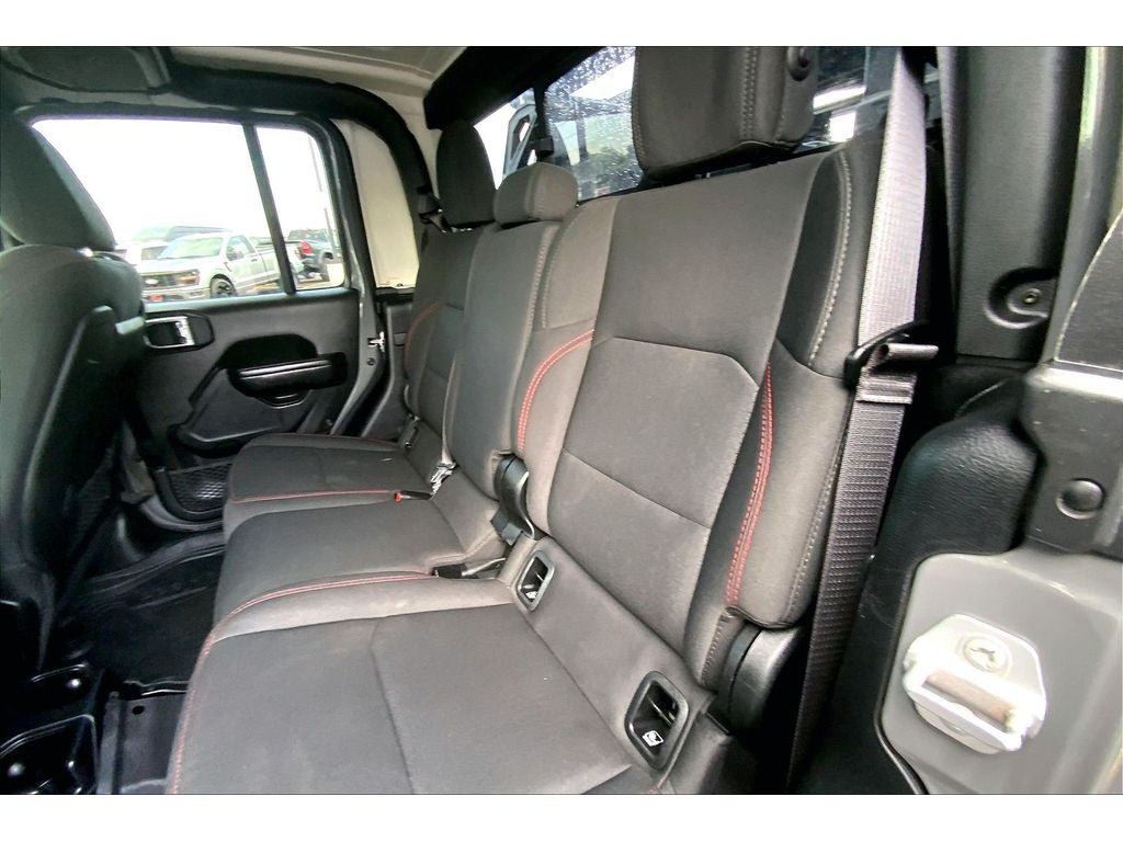 Used 2020 Jeep Gladiator Rubicon AWD/4WD image 27