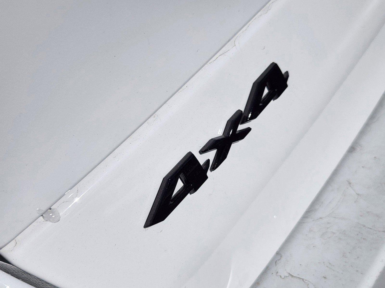 New 2025 Jeep Grand Cherokee Altitude image 16