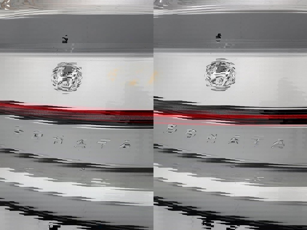 Used 2021 Hyundai Sonata SEL w/ Cargo Package image 8